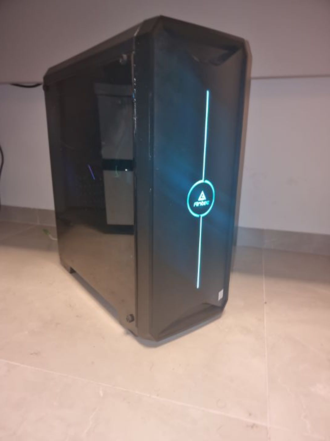 המחשב גיימינג זה מצויד בכרטיס גרפיקה של NVIDIA GeForce RTX 2060, מעבד Intel Core i5-9400F…