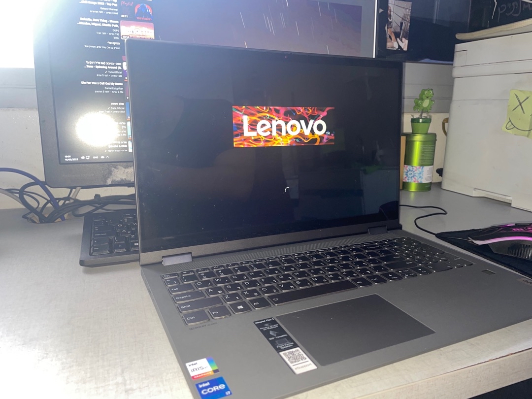 lenovo flex 5 מסך מגע מתקפל 180