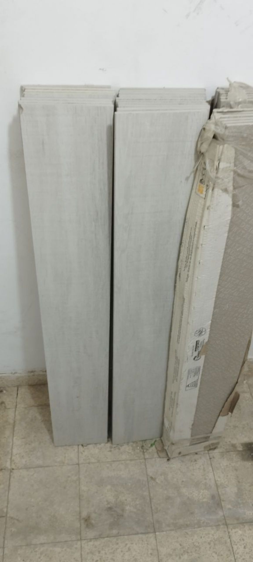 בלטות חדשות למכירה