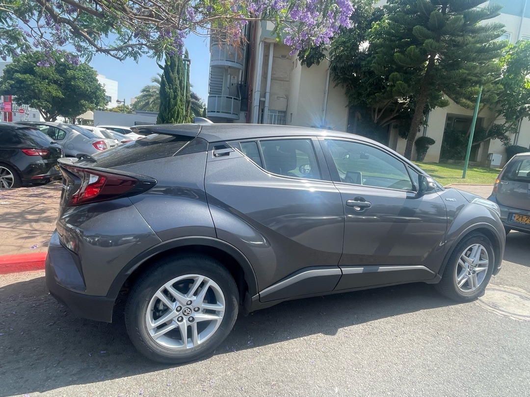 toyota — שנה 2020/12
