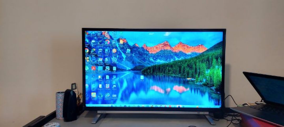 טלויזיית Led 32 toshiba אינץ hd ready חכמה עם מערכת הפעלה android רזולוציה HD READY 1366*…