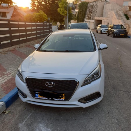 **צמיגים קדמיים חדשים, טסט לשנה אפריל 24** סונטה 2016 היברידית שמורה, מרווחת וחסכונית