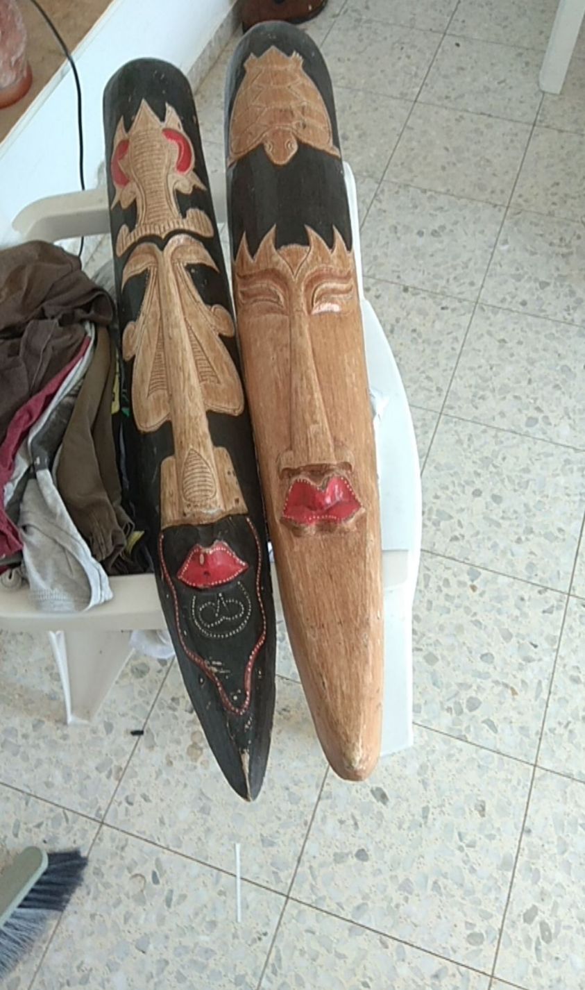 פסלים גדולים מעץ