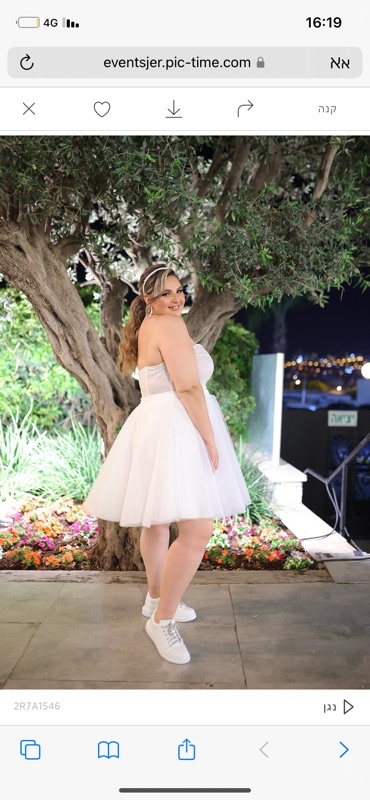 אהובות מוכרת תשמלת כלה שלייי מידה l—xl מגיעה שתי חצאיות ומחוך אחד מי שמעוניינת שתפנה אליי…
