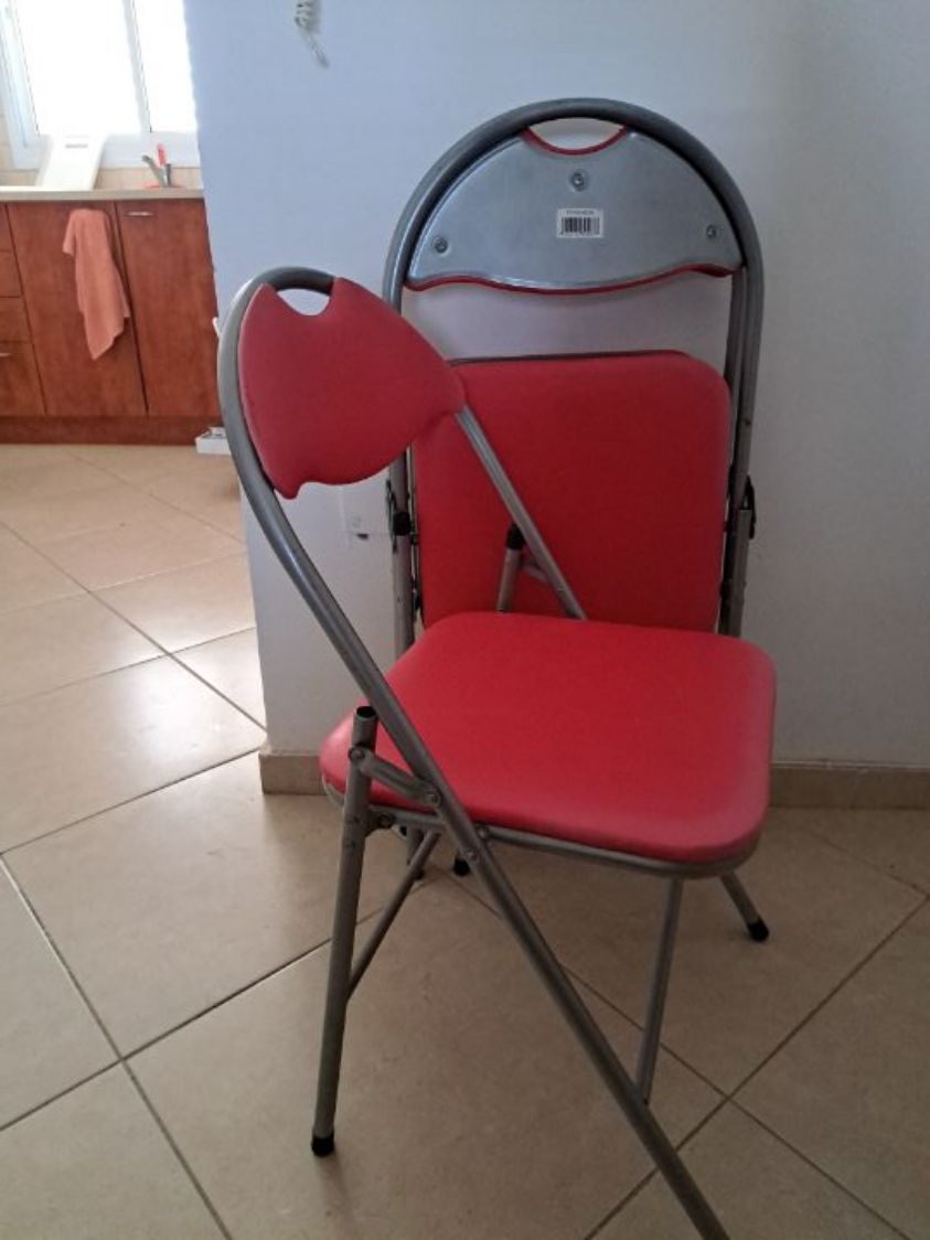 סט: 3 כסאות מתקפלים במצב מצויין
