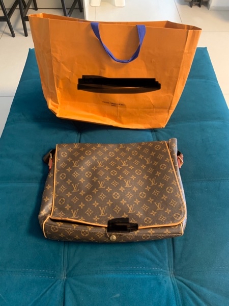 תיק 💼 של Louis Vuitton 🔥🔥