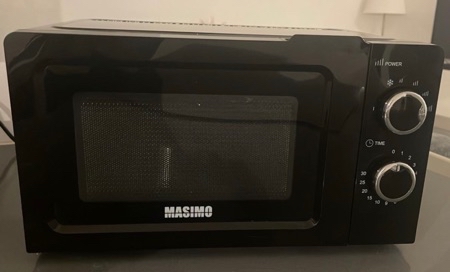 מיקרוגל שחור של חברת MASIMO