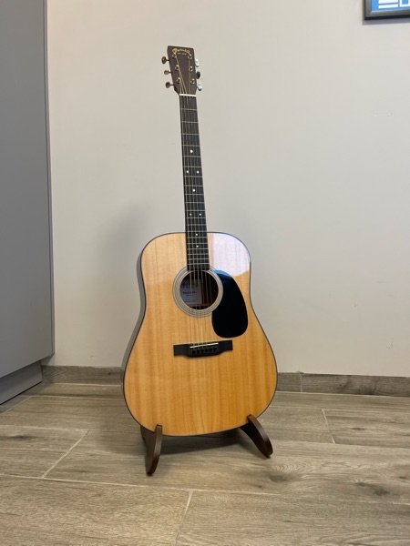 Acoustic guitar Martin Road Series D-12, barely used, looks and plays brand new