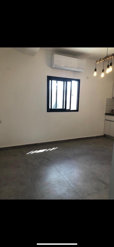 שימו לב ירידת מחיר🏠 דירה להשכרה בשכונת שפירא רחוב מקור חיים מושלמת לזוג או יחיד 3 חדרים…