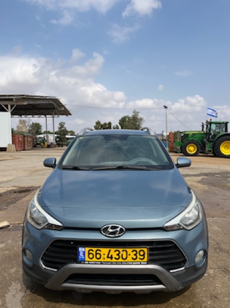 יונדאי I20 שנת 2016 למכירה דגם קרוס אינספייר נפח מנוע 1386