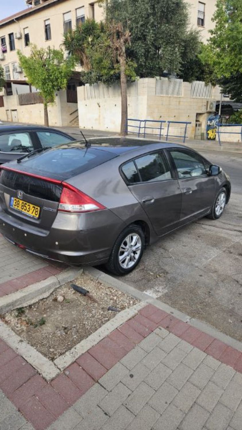 הונדה אינסייט היברידי מודל 2012 180,000 קמ יד 3 פרטי טסט עד 4/2024 דגם אמין וחסכוני מאוד…