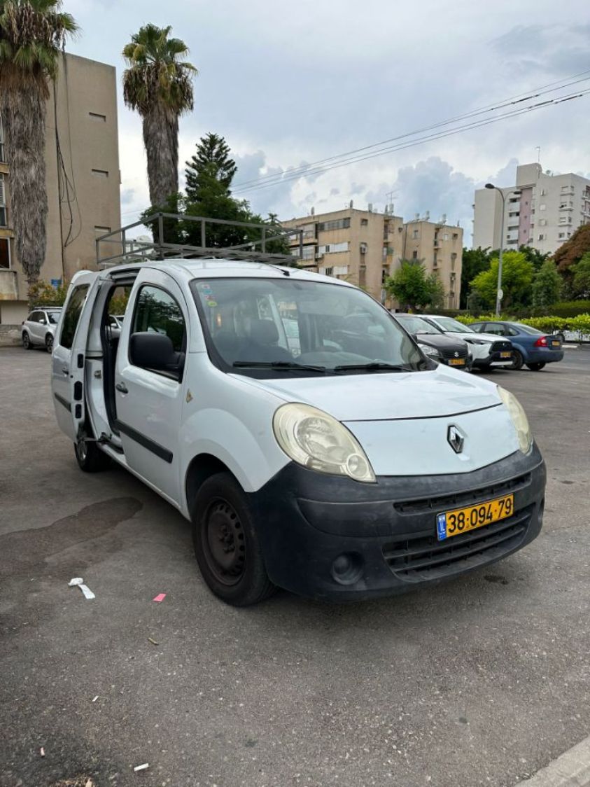רכב במצב מצוין, רנו קנגו אוטומט בנזין בתוספת: גגון, וו גרירה, טסט לשנה, רכב נוסע פיקס יש…