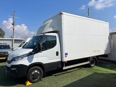 למכירה איווקו 2019 130 שעון אוטומט מצב חדש
