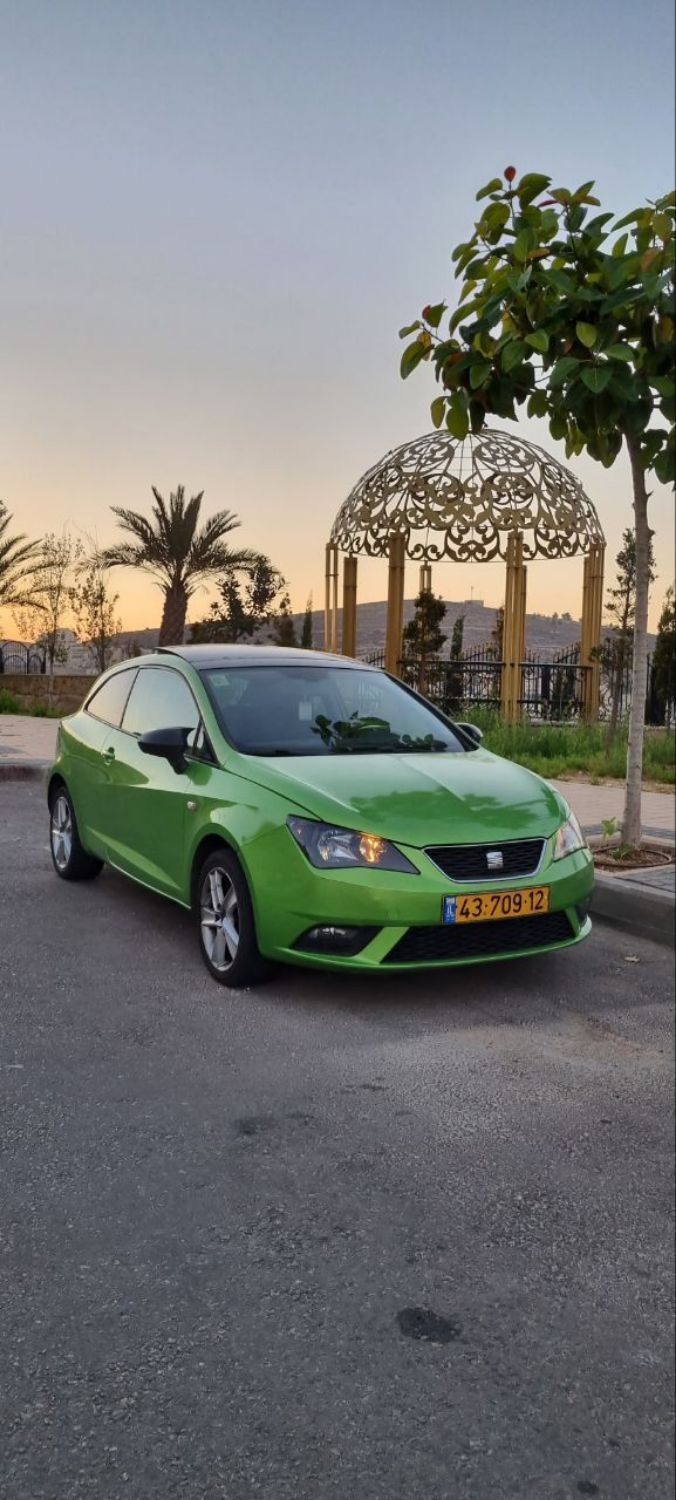 רכב שמור ומטופל ידני עם 175 אלף ק"מ עם סנרוף מולטימדיה דגם ספורט טסט לכמעט שנה המחיר יחסי…