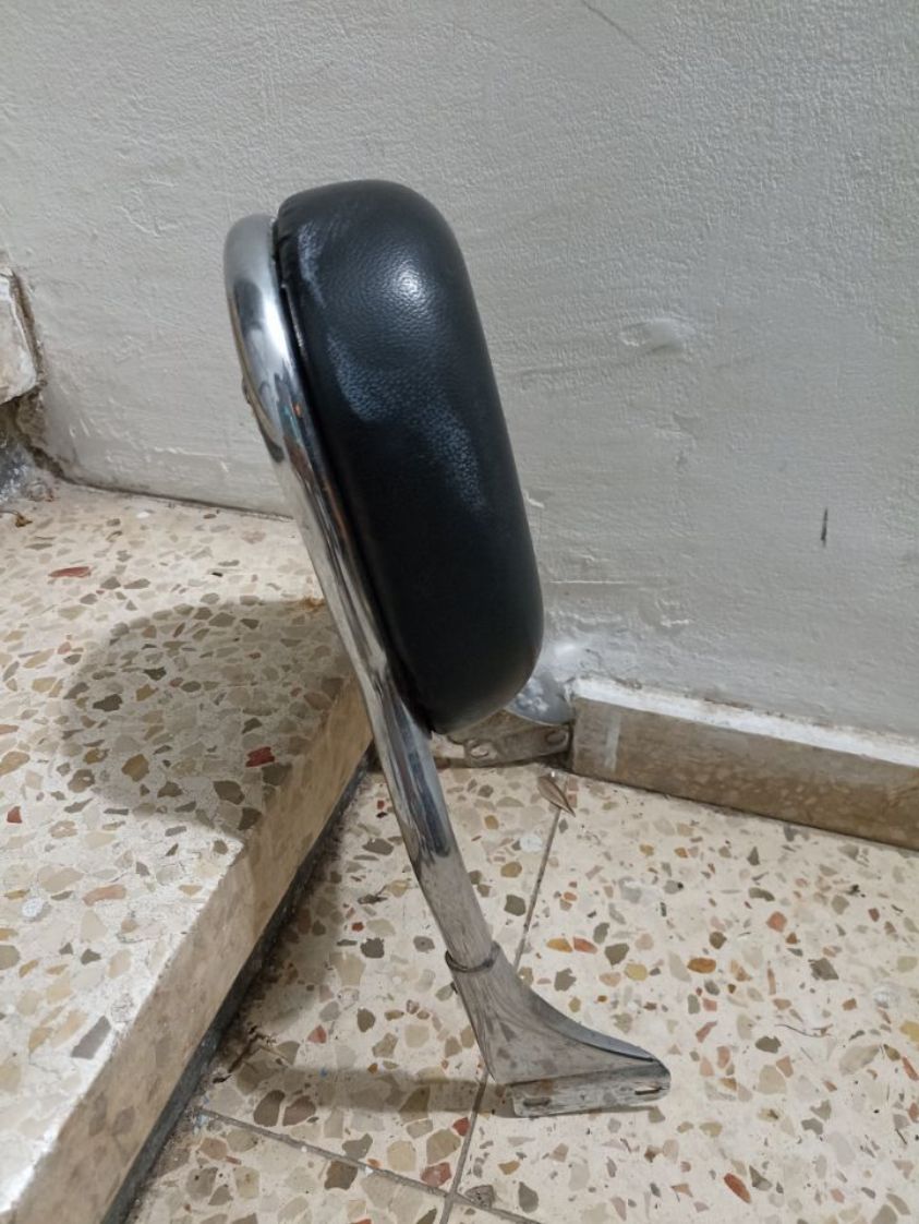 משענת גב לכסא אחורי