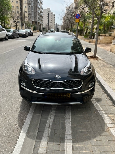 רכב שמור מאוד עם מדרגות צד גג נפתח ללא שריטות מכות ללא תאונות מושבי עור נקיים ללא כתמים ל…