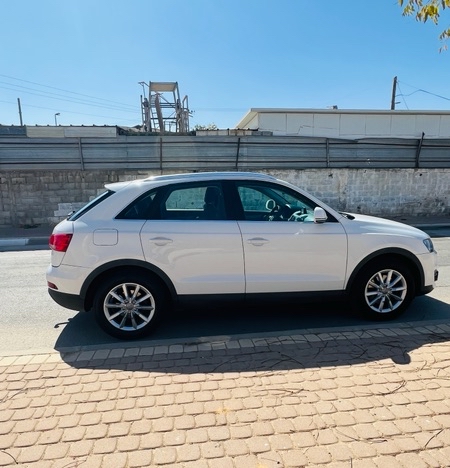 AUDI Q3 2015 EXECUTIVE ✔️ מנוע 1400 טורבו - חסכוני מאוד ✔️ ק״מ - 160 ✔️ טסט עד 02/2024 ✔️…