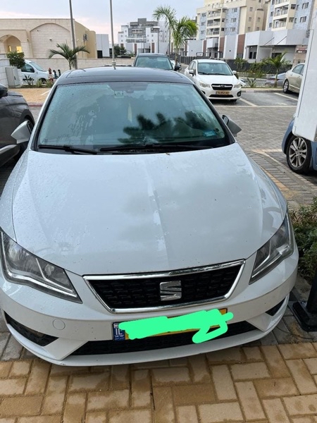 מוכרים אותי סיאט לאון 1400 TSI טורבו דגם si fr style שנת 2018 150 כ״ס עם גג נפתח גלגלי מג…