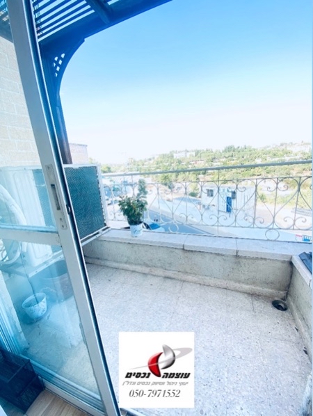 *להשכרה בבלעדיות במשאת משה בגבעת מרדכי🏡* 3 חד גדולה ומשופצת כ 85 מ"ר 2 שירותים ואמבטיה ק