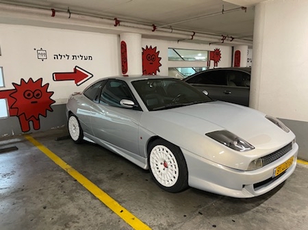למכירה רכב יחיד בארץ