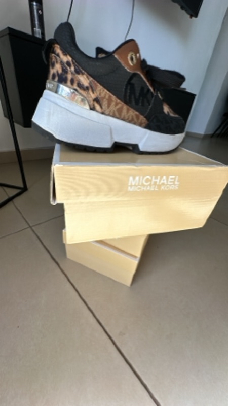 נעלי בנות michael kors
