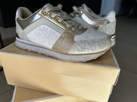 נעלי בנות michael kors