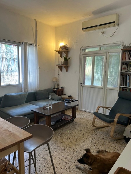 עקב הברזה חזרה להיות רלוונטית, אנחנו עוזבים את הדירה שלנו ומחפשים מחליפים