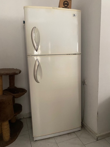 מקרר LG במצב מעולה