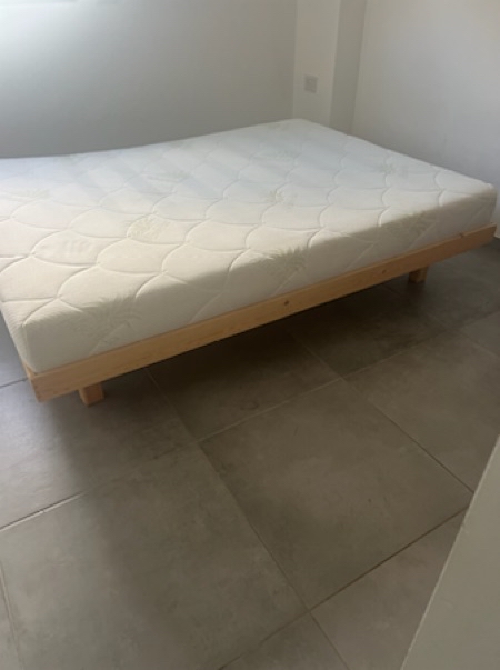 מיטה זוגית, בסיס חדש עם מסגרת ומזרון איכותי של פולירון, 1