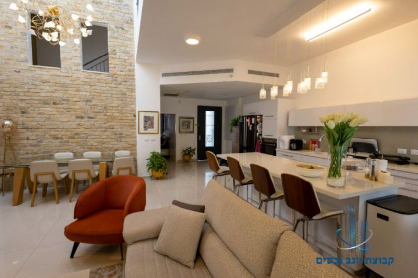 Private house/cottage — 6 חדרים