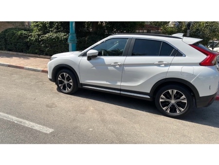 מיצובישי יד ראשונהמפרטי מיצובישי אקליפס קרוס 2019 Instyle אוט' 1