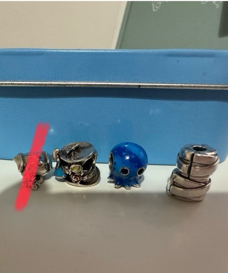 צאמים של פנדורה, ו2 קליפסים, במצב חדש לגמרי