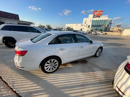 אאודי A4 שנה 2018 יד 00 נסע 158