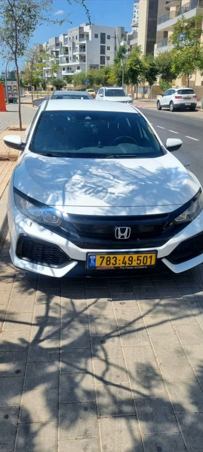 הונדה סיויק האצבק שנת 2020 יד ראשונה
