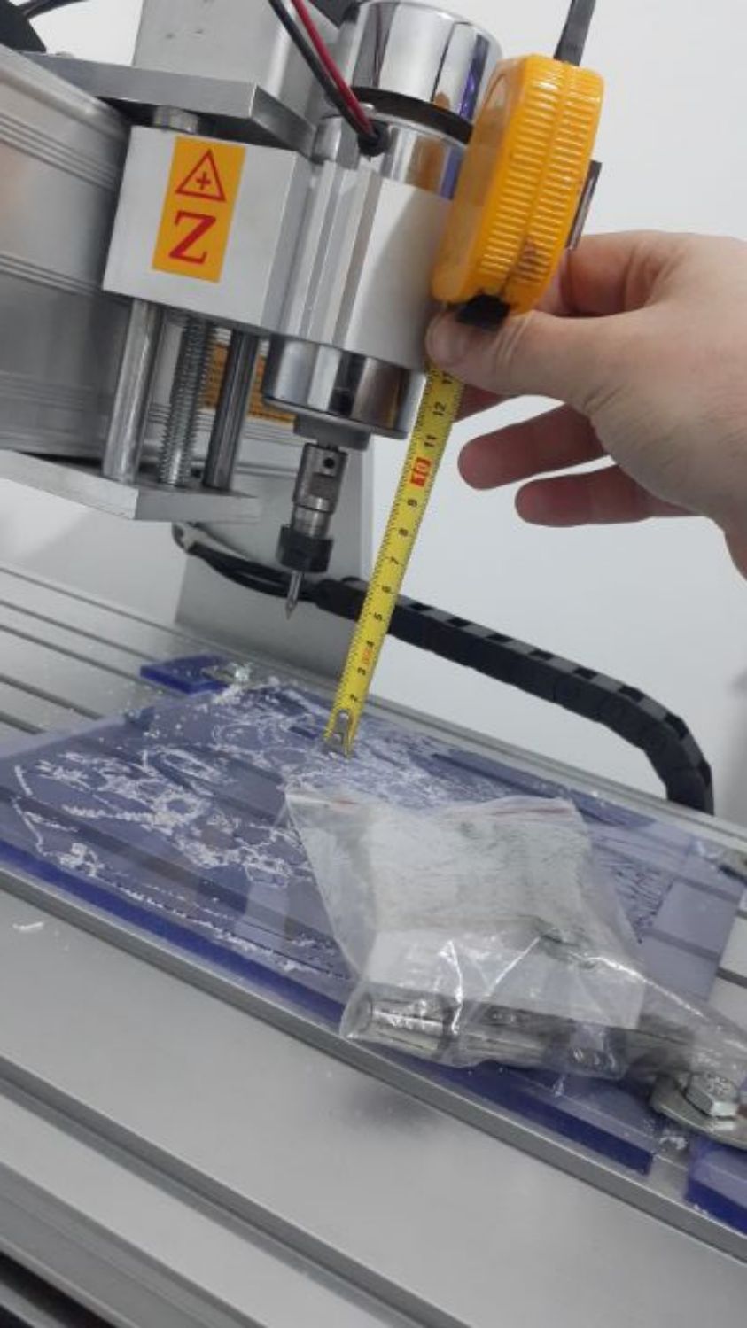 מכונת cnc שלוש צירים שטח מכונה 400x300x80