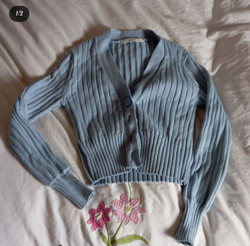 clothing — קרדיגן