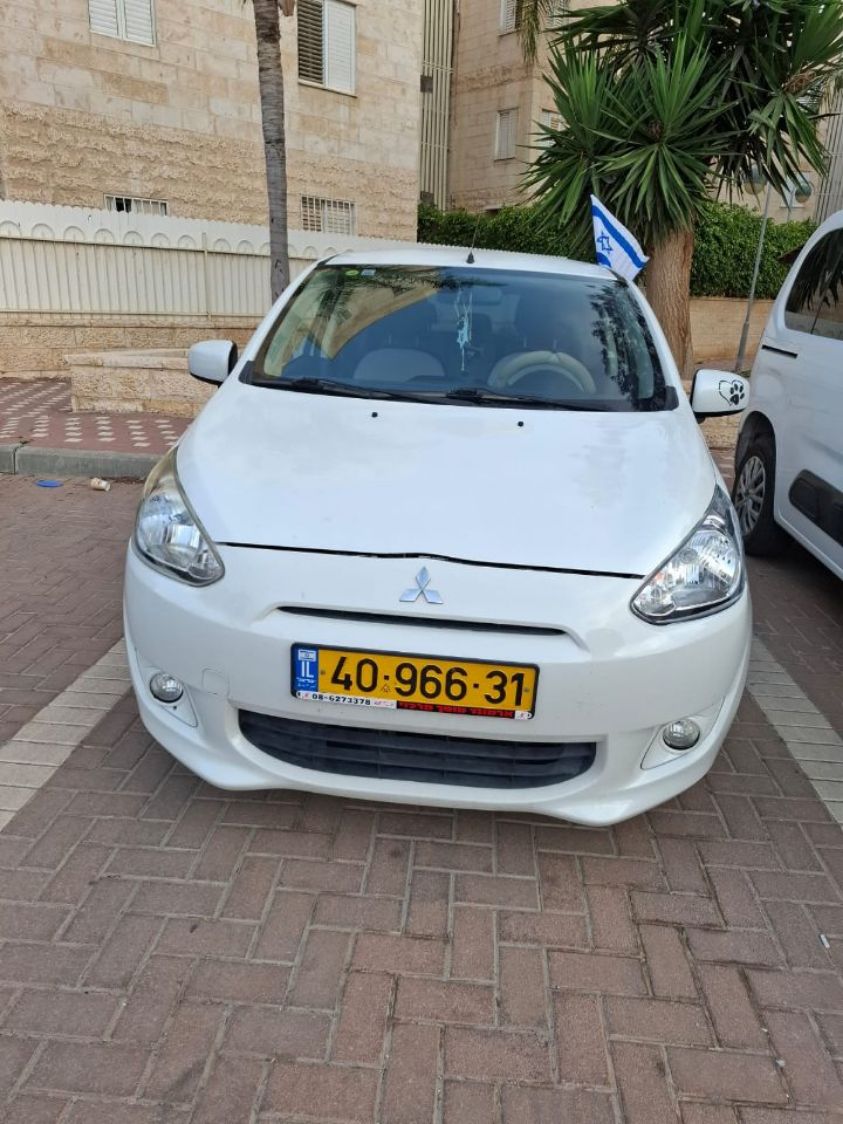 מיצובישי ספייסטאר 2014, יד 3, במצב מעולה מבחוץ ומבפנים