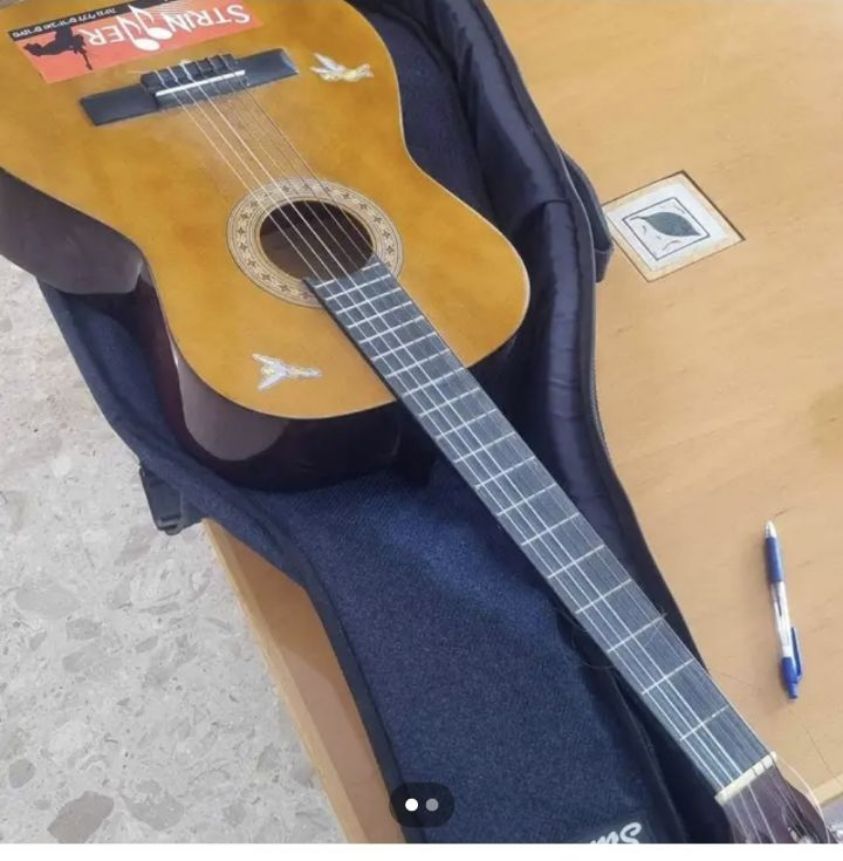 גיטרה קלאסית כולל הנרתיק