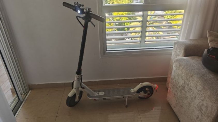 קורקינט שיאומי מצב מצויין מגיע ל30קמש