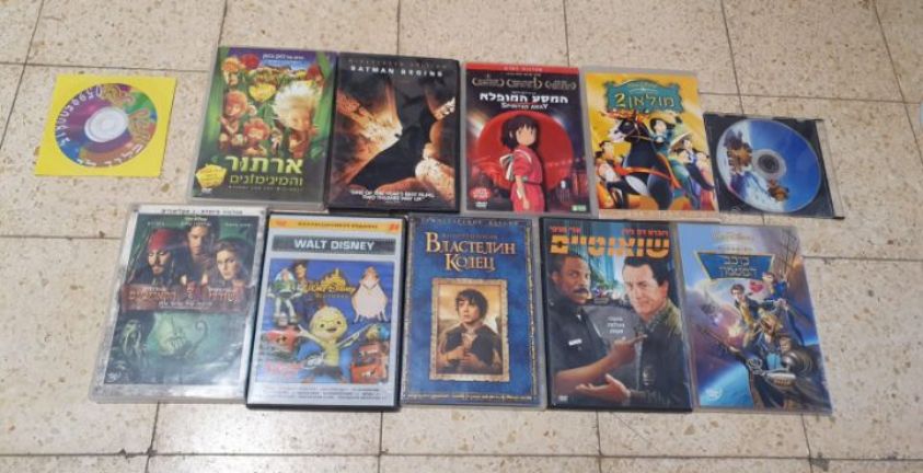 סרטי די וי די DVD סרטים ברוסית המסע המופלא ארתור והמינימונים מולאן 2 כוהב המטמון שודדי הק…