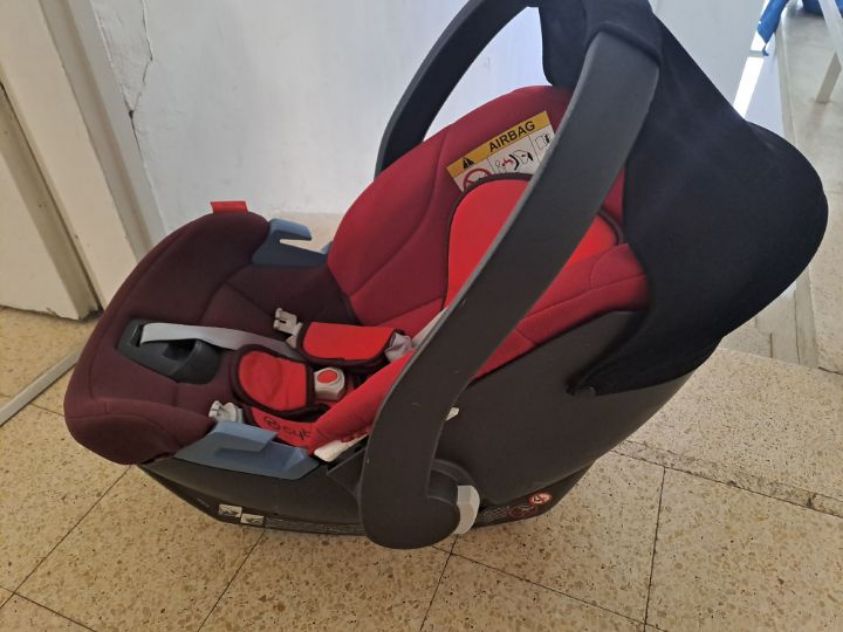 Baby seat for car