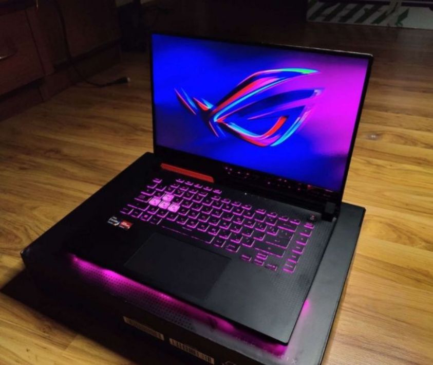 אשדוד ASUS ROG Strix G15 Ryzen 9, Radeon RX 6800M מסך 15