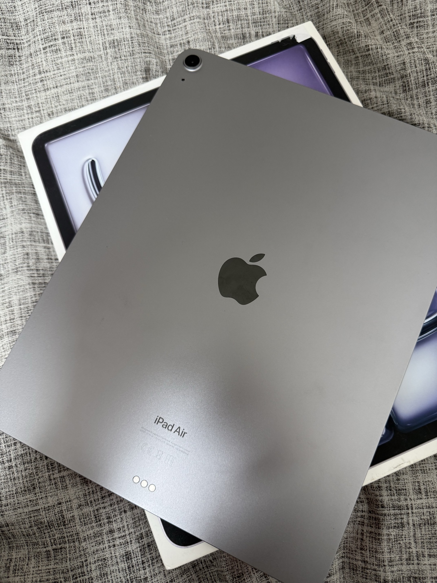 גלה את ה-iPad air 13 עם 128GB