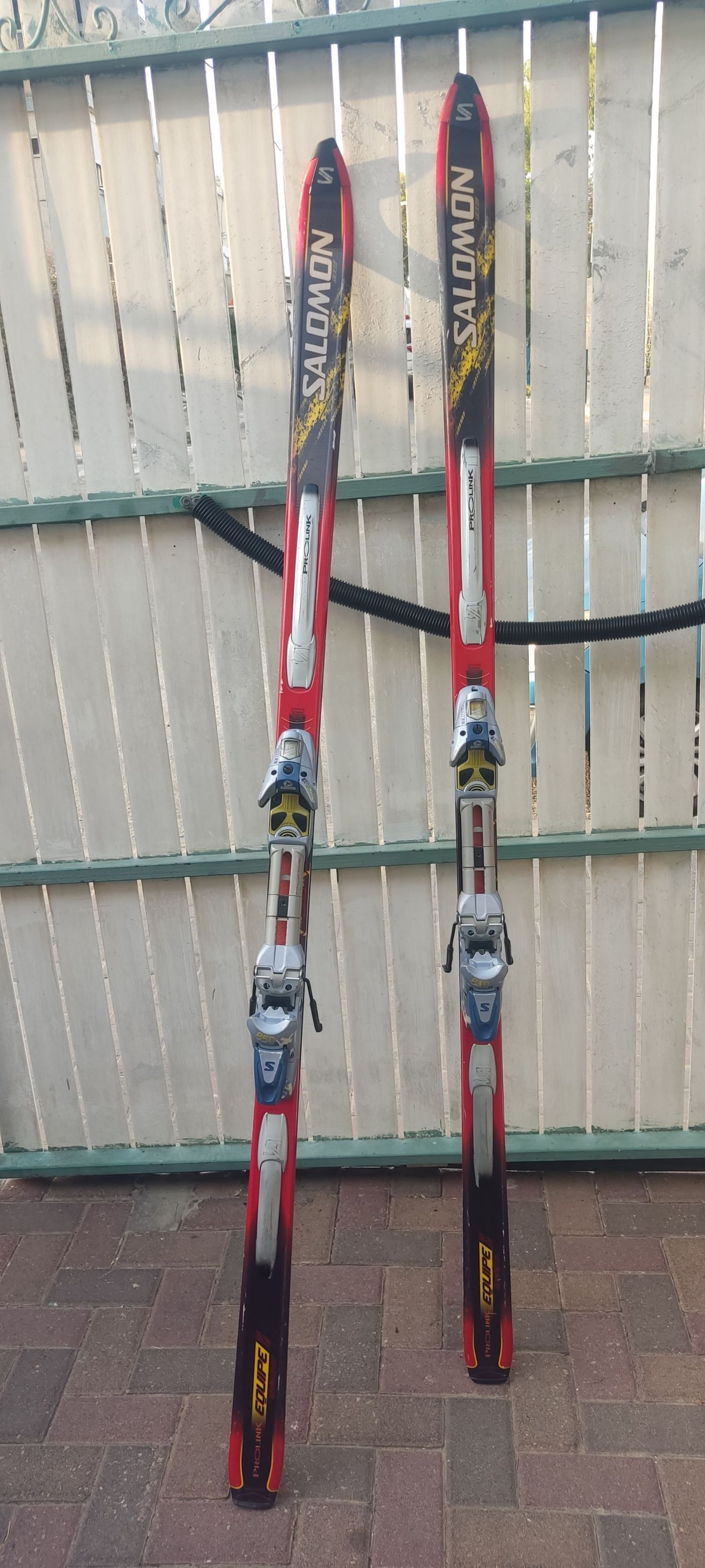 סקי של רוסיגנול מדגם Viper Mountain 9