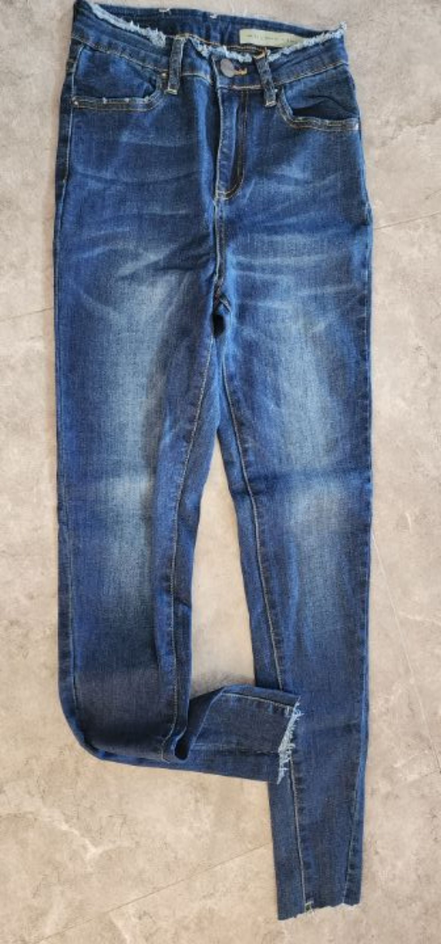 clothing — רנואר