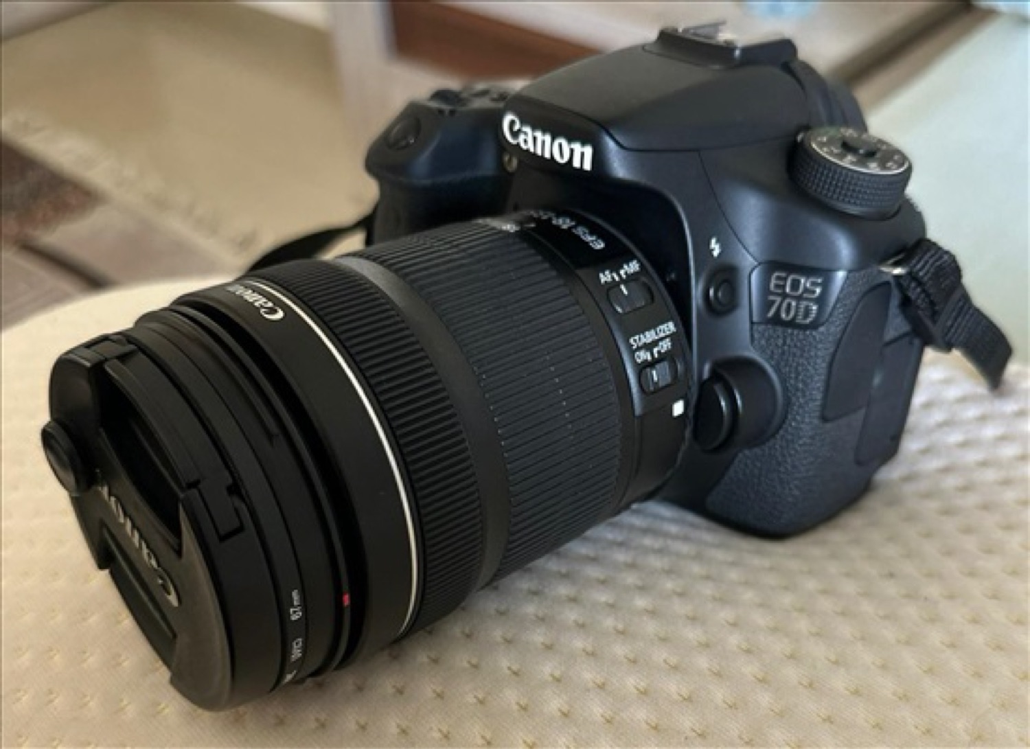 מצלמת Canon Eos 70D למכירה ברמת השרון במחיר של 2000 ש"ח