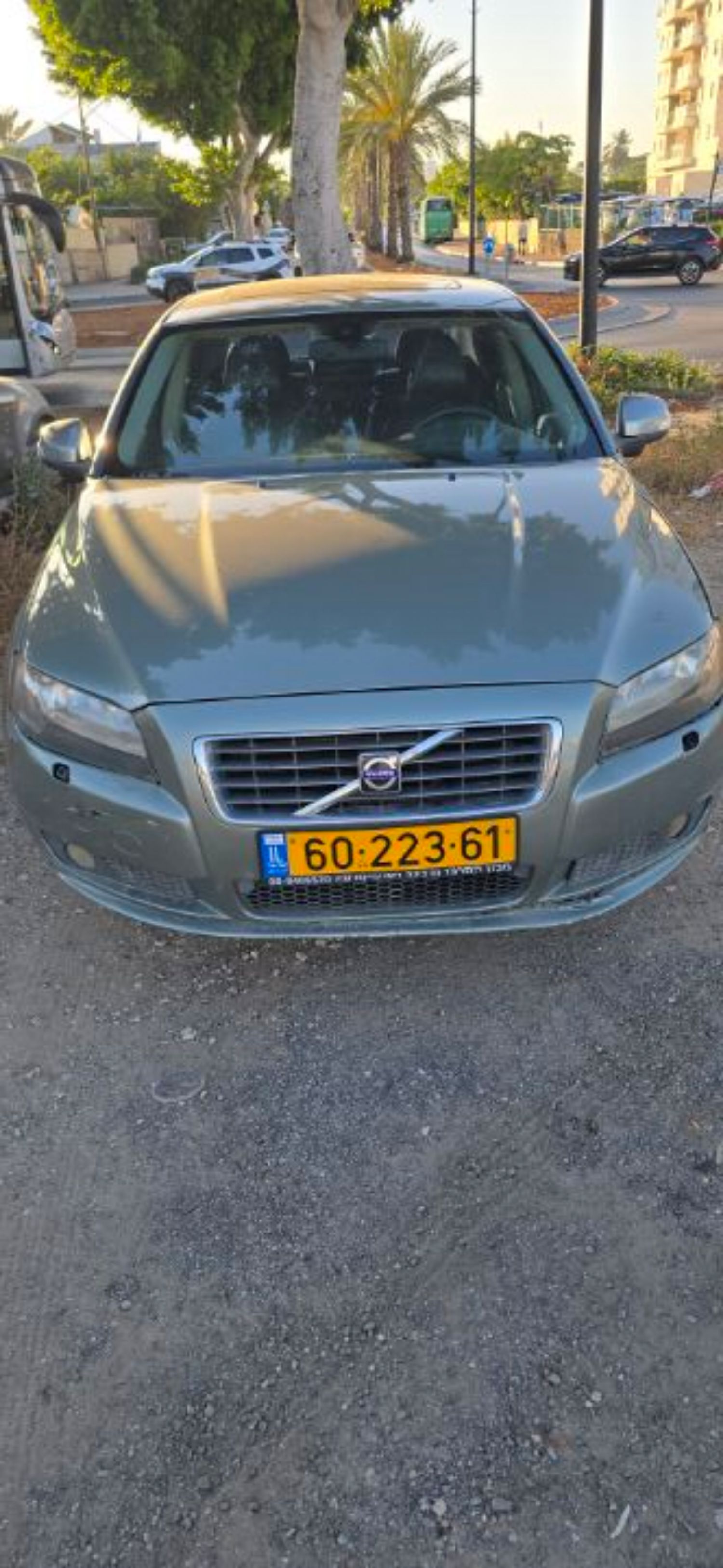 לרצנים ומבני ענין וולוו s80 2007