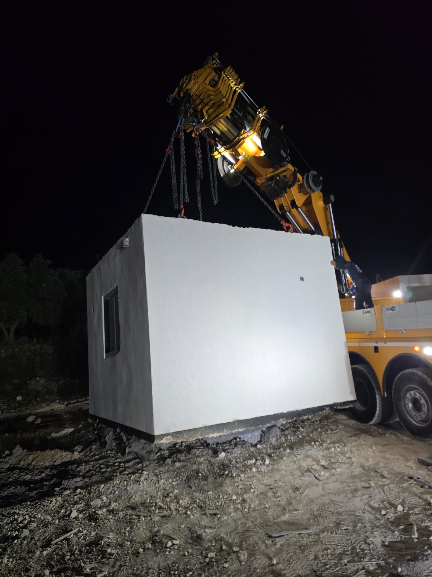 למכירה ממ״ד יביל יד 2 במצב מצוין