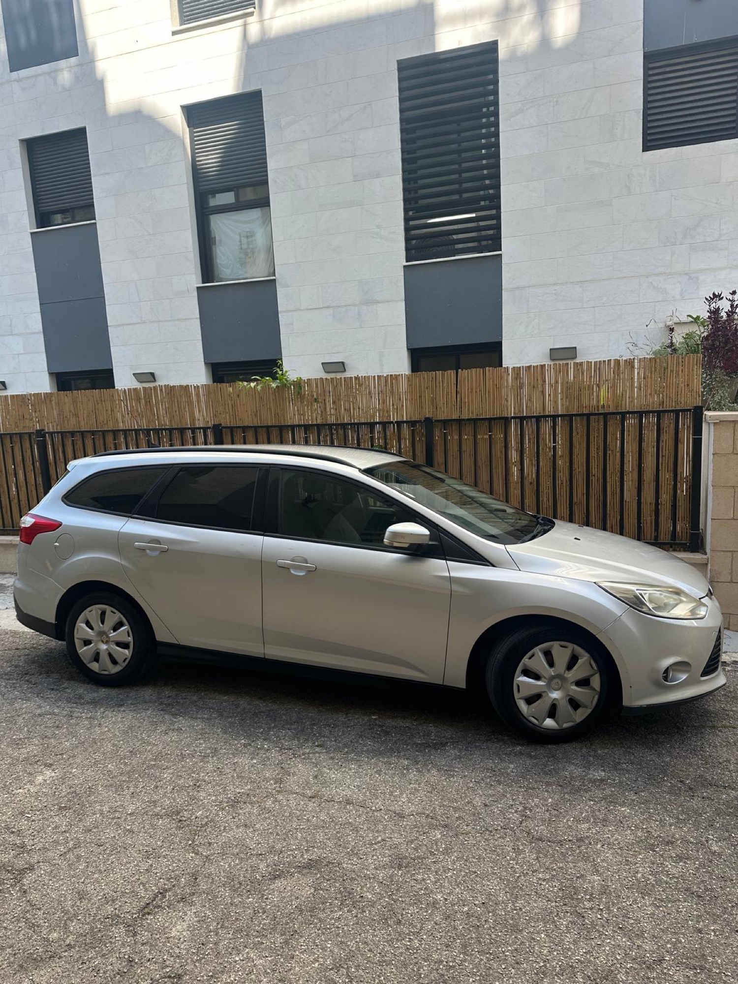 ford — יד 1
